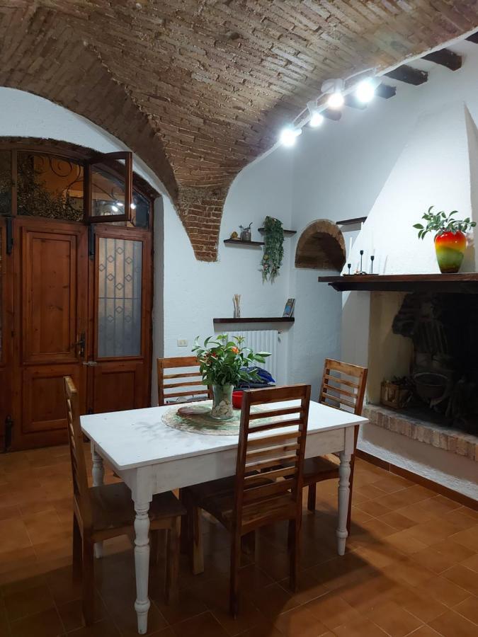 Casavacanze Vicolo Mentana Foligno Buitenkant foto